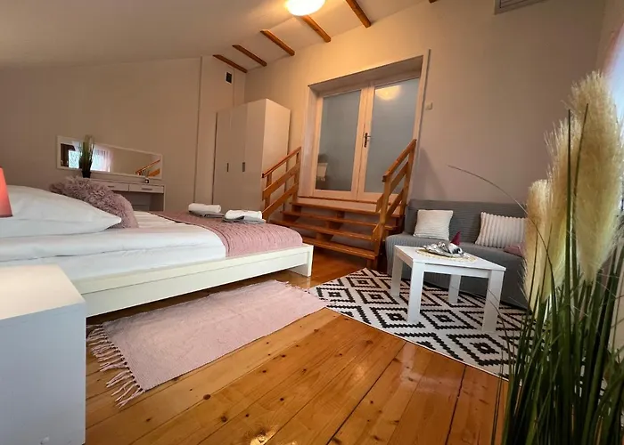 Przy Stoku I Potoku * فيسلا